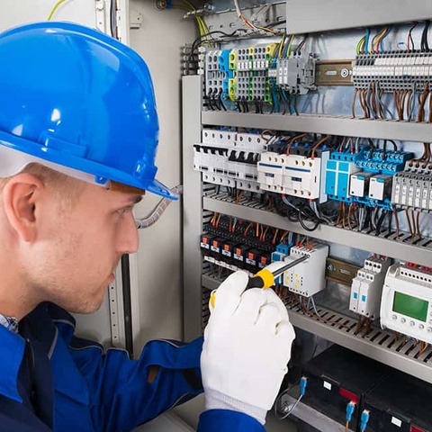 Elektromeister / Technischer Leiter (m/w/d) bei AEM Elektrotechnik GmbH in Mainz am Rhein
